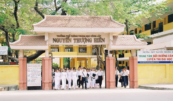 trường THPT Nguyễn Thượng Hiền