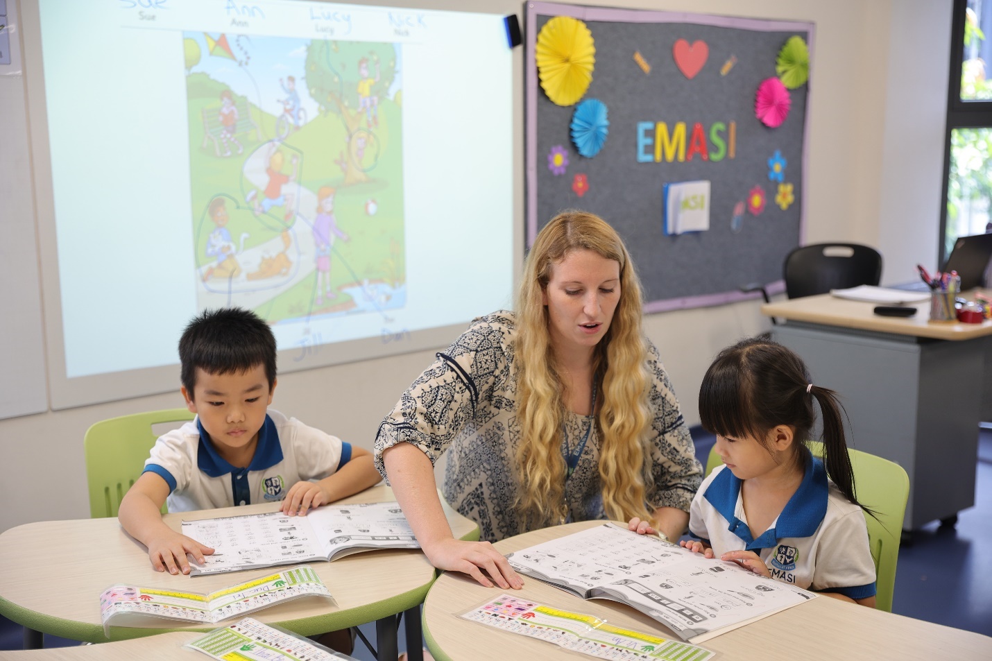 GIA SƯ CHO HỌC SINH TRƯỜNG SONG NGỮ QUỐC TẾ EMASI