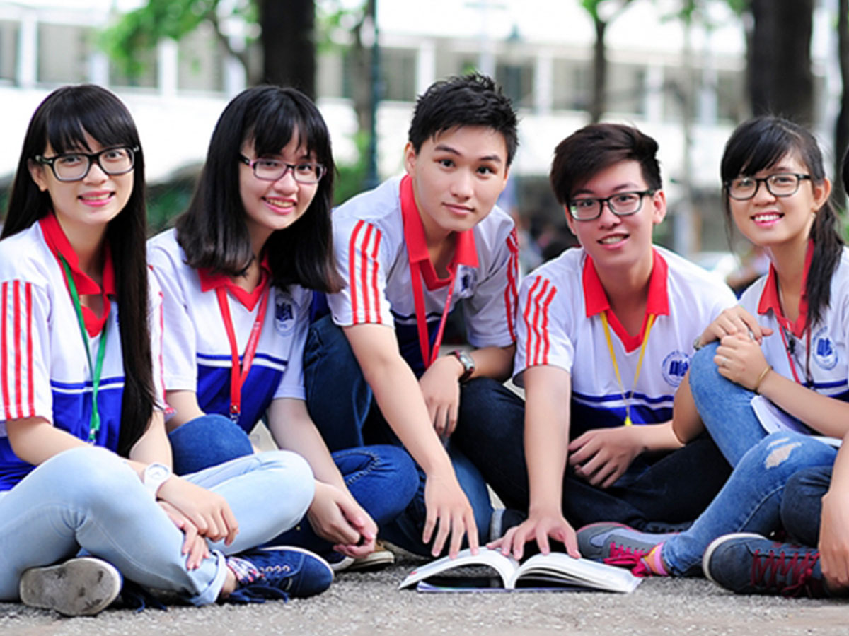 gia sư dạy lớp 12