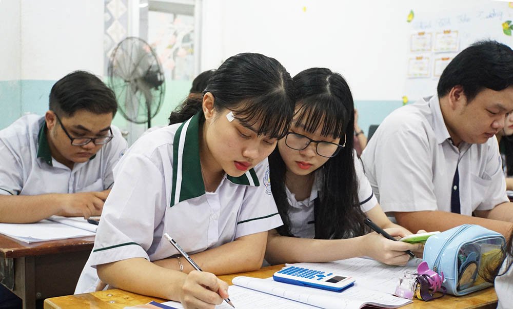gia sư luyện thi đại học tại nhà